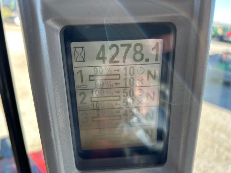 2013-case-ih-steiger-550-image-37