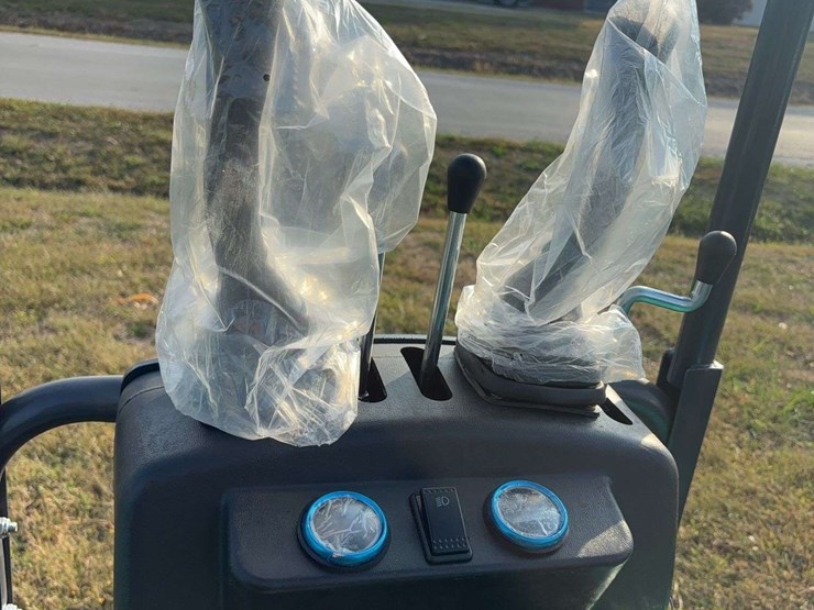 mini-excavator-qk18z-image-20