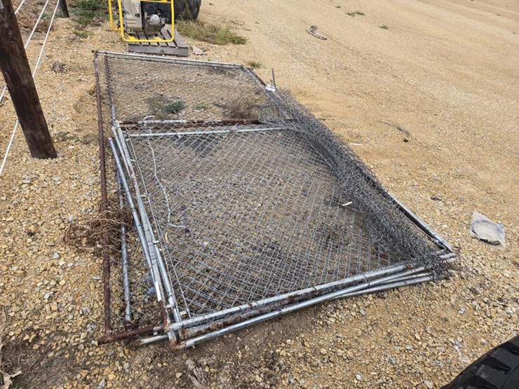 #5923-•-chain-link-gates-image-2