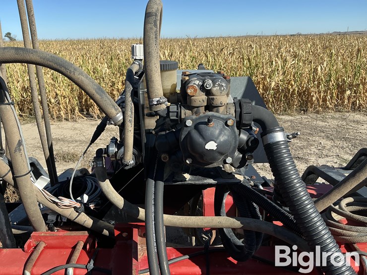 case-ih-5300-image-12