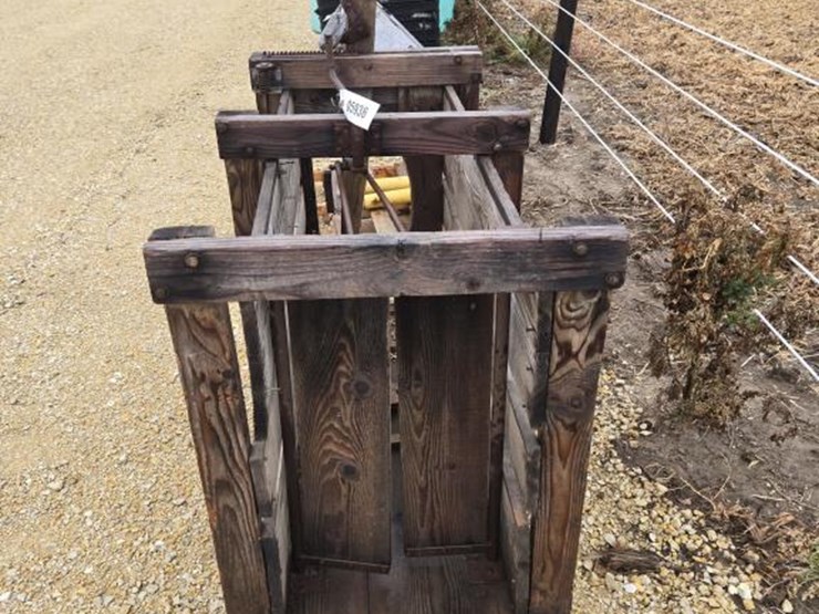 #5936-•-hog-chute-image-5