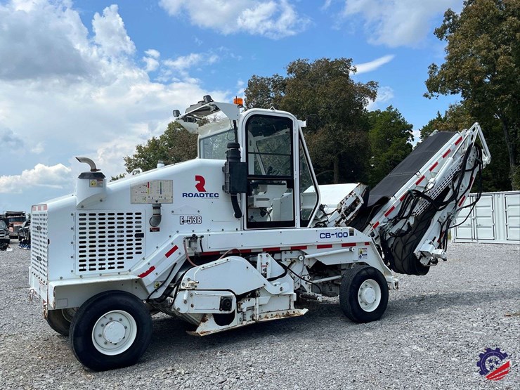 roadtec-cb100-sweeper-conveyor-image-5