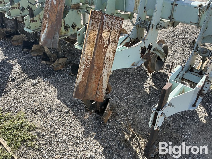 orthman-16r22"-ditcher/cultivator-w/-sleds-image-19