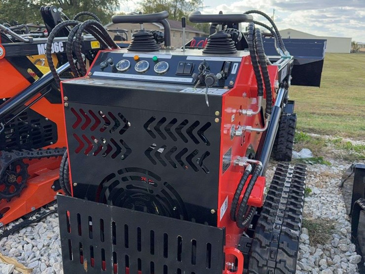 skid-steer-loader-image-3