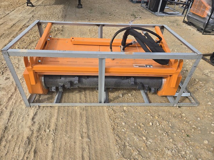 #6011-•-new-wolverine-60-drum-pioneer-mulcher-image-2