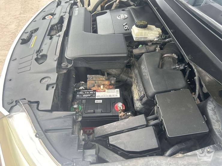 2015-nissan-pathfinder-image-8