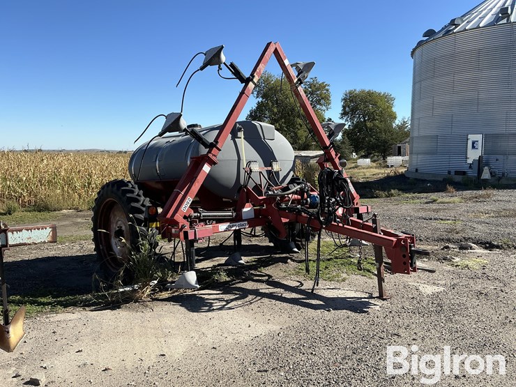 case-ih-2800-image-3