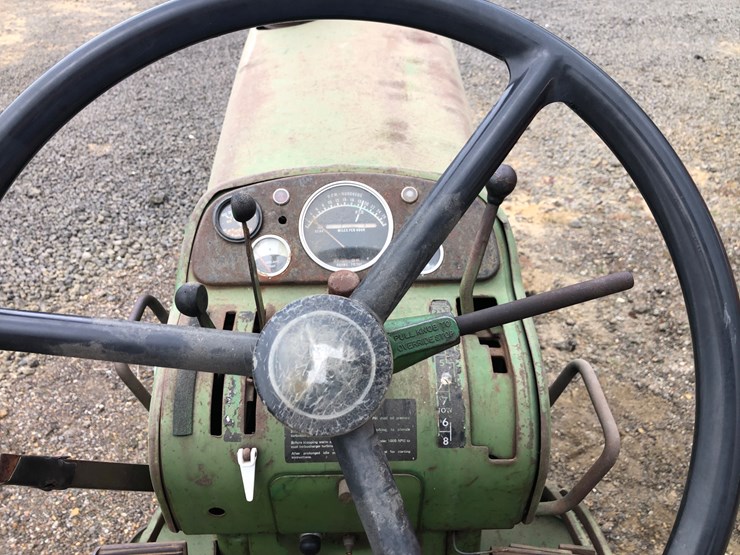 john-deere-4010-image-8