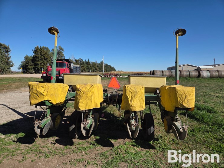 john-deere-7000-image-6