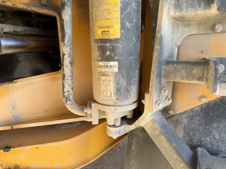 2020-volvo-a45g-image-56