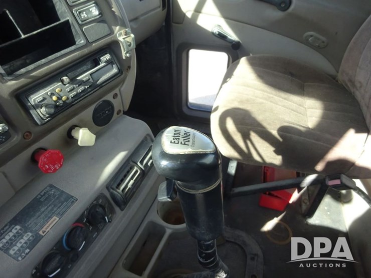 2004-mack-vision-dry-tender-truck-(pz14165,-unit-17539)-image-100