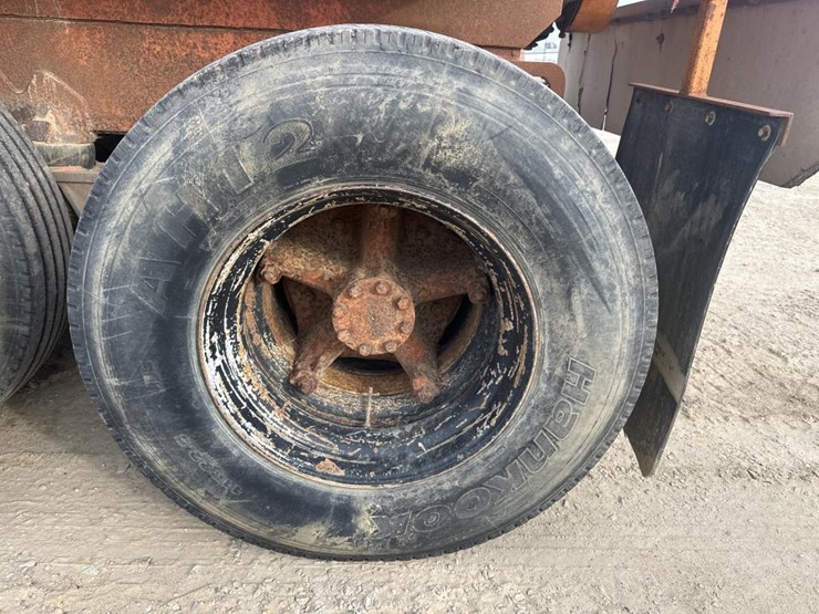 cedarapids-5x16-image-39