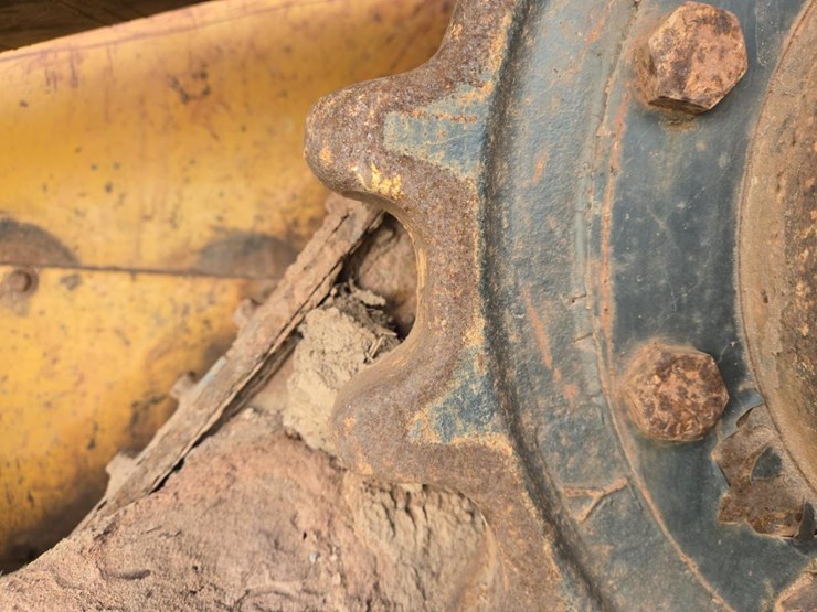 john-deere-329d-image-50