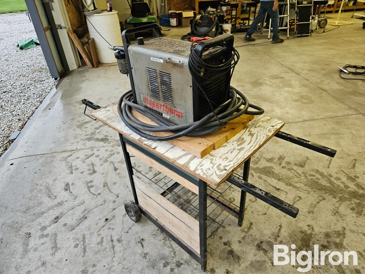 hypertherm-plasma-cutting-system-image-3