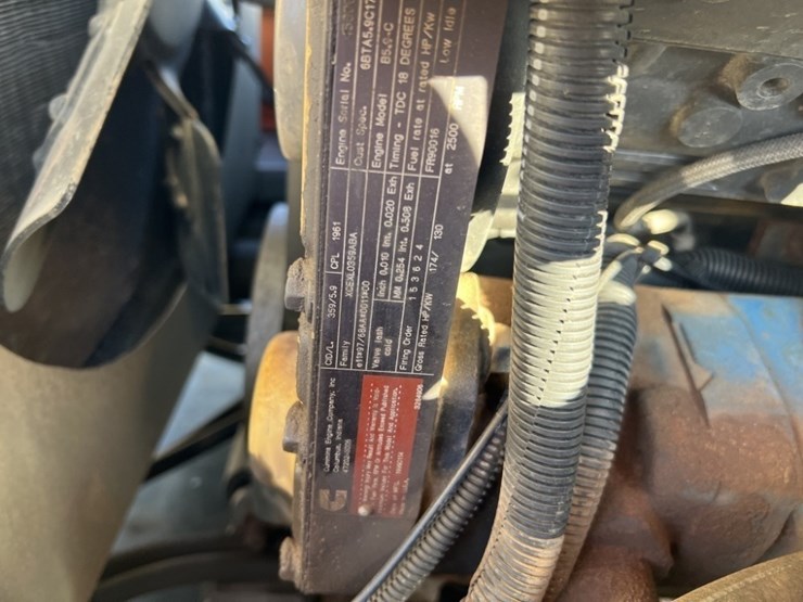 2000-tucker-terra-2000-sno-cat-image-19