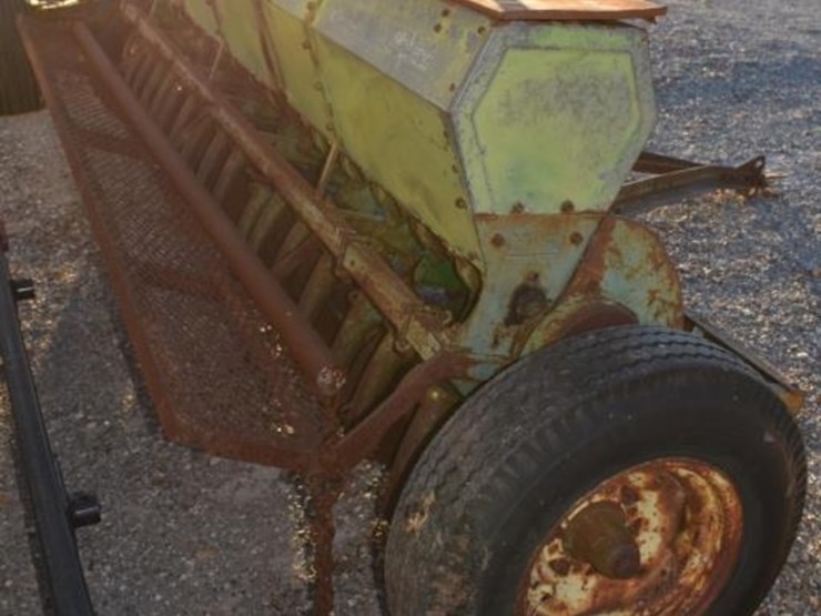 12'-jd-grain-drill-image-3