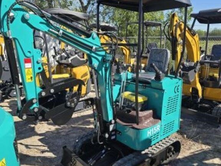 cfg-mini-excavator-h15r-image-1