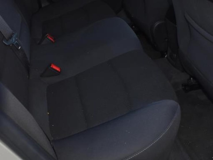 2016-chevrolet-cruze-lt-car-(vin-#-1g1pe5sb4g7101631)-(showing-appx-80,352-image-9