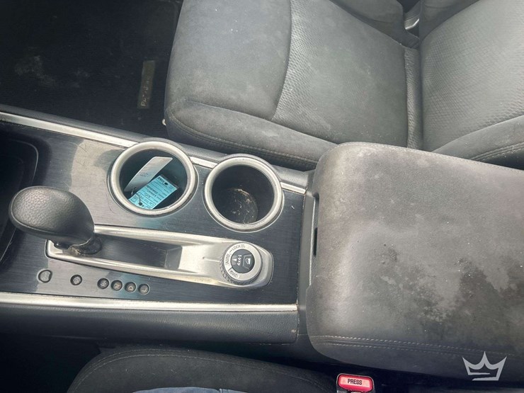 2015-nissan-pathfinder-image-15