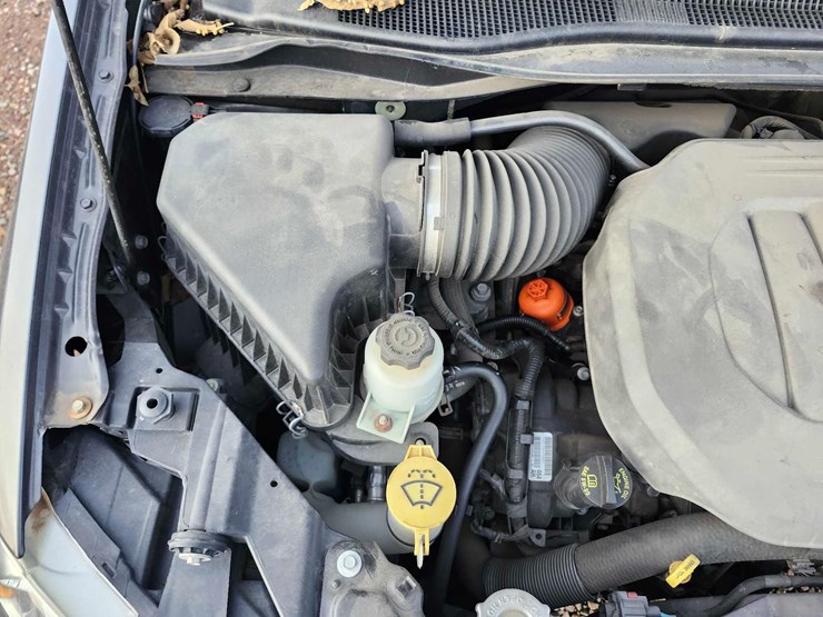 2015-dodge-grand-caravan-image-14