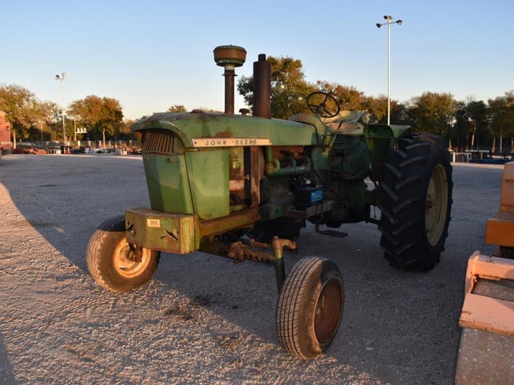 john-deere-4010-image-1