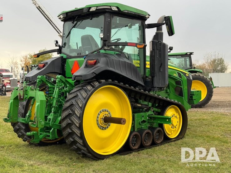 2022-john-deere-8rt-370-image-10
