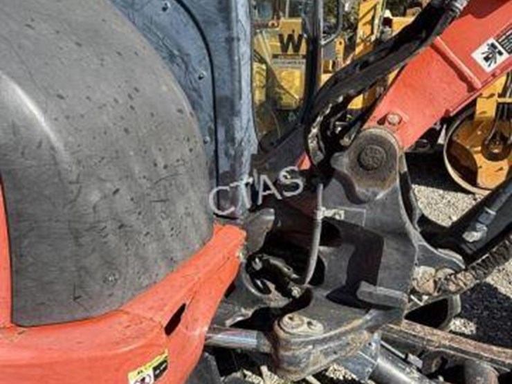 kubota-kx040-4-image-5