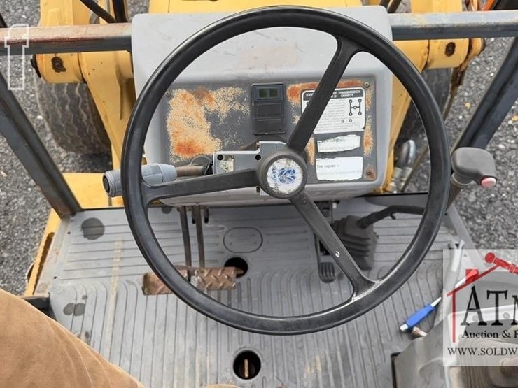 1996-ford-555d-image-24