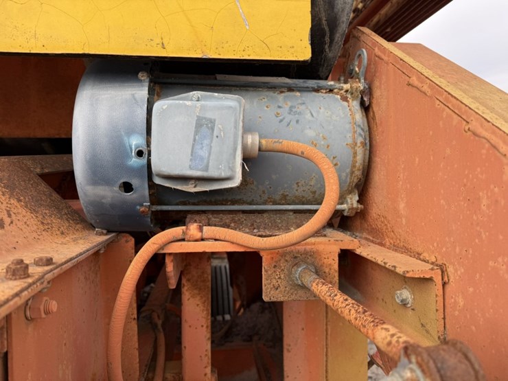 #1930-•-diester-6x24-screener-image-66