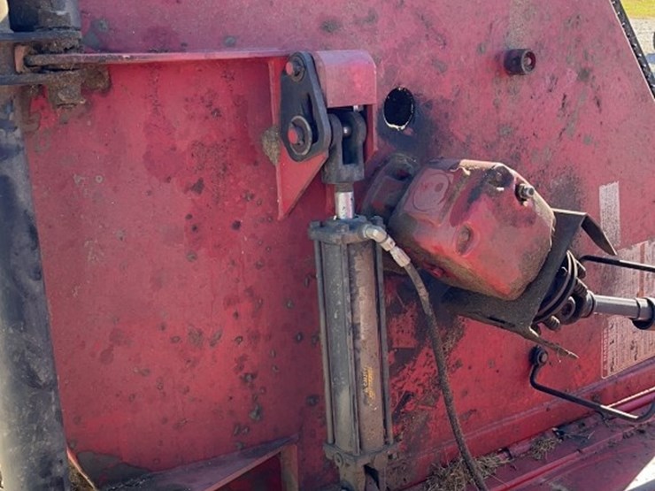 bush-hog-2212-image-9