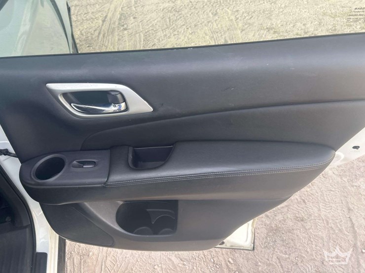 2018-nissan-pathfinder-image-17