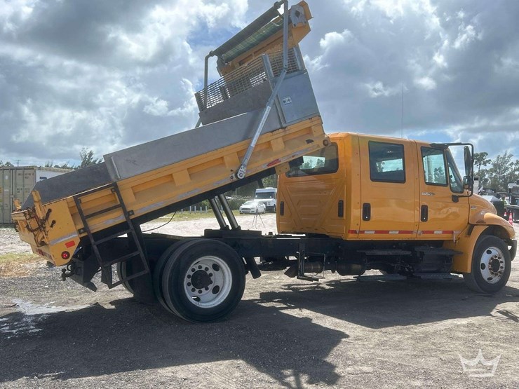 2013-international-durastar-4300-image-35