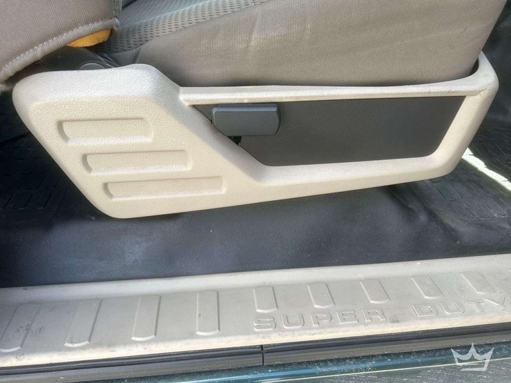 2009-ford-f250-image-23