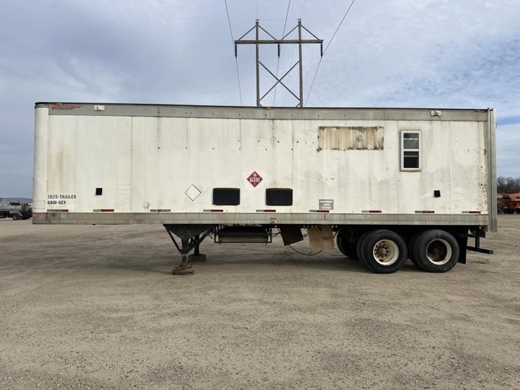 caterpillar-365-kw-image-2