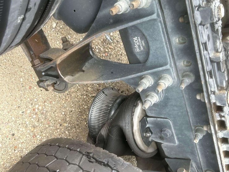 2012-international-prostar-image-23