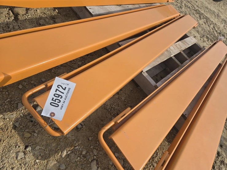 #5972-•-new-wolverine-8'-pallet-fork-extensions-3"-x-6"-image-1