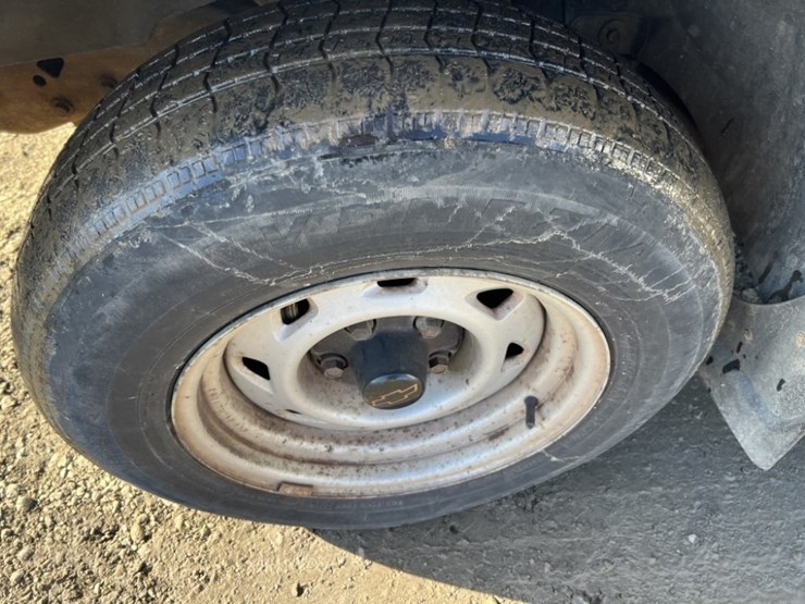 2003-chevrolet-s10-image-16