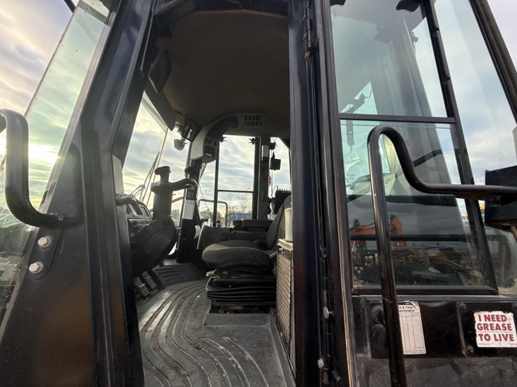 2010-caterpillar-980h-image-39