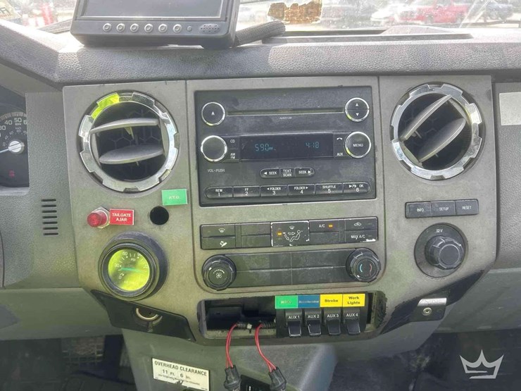 2013-ford-f750-image-12