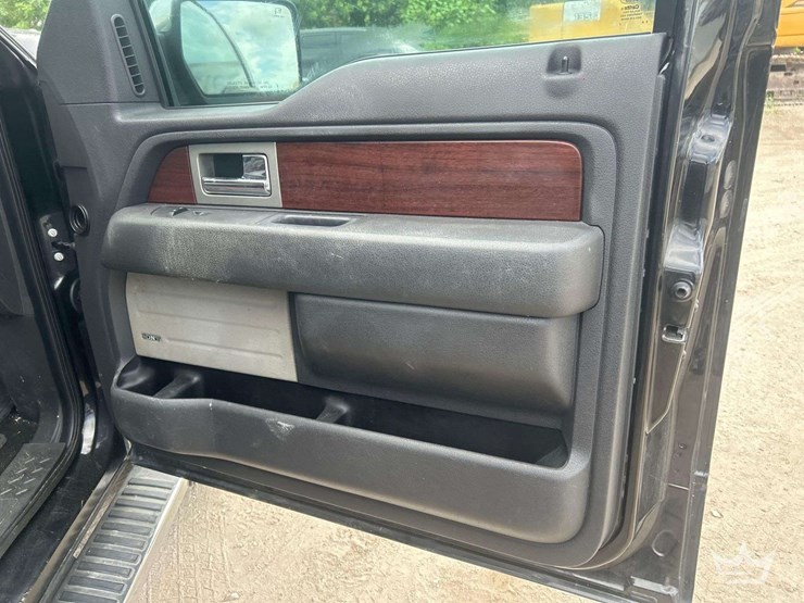 2013-ford-f150-image-24