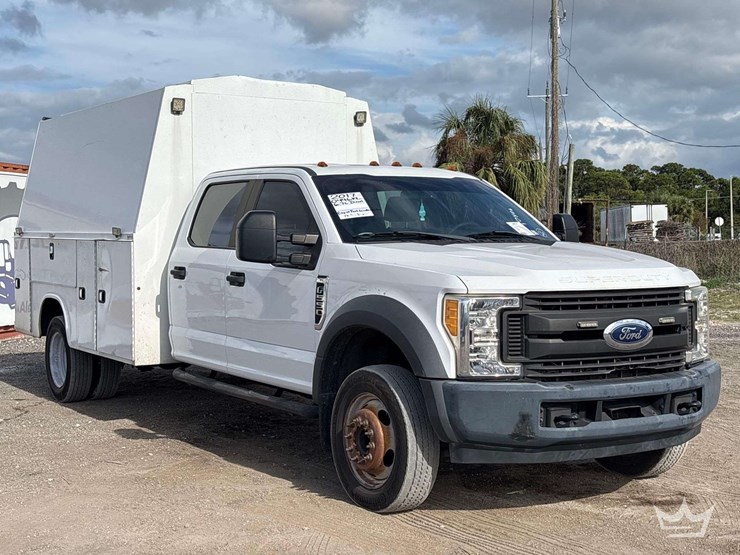 2017-ford-f550-image-2