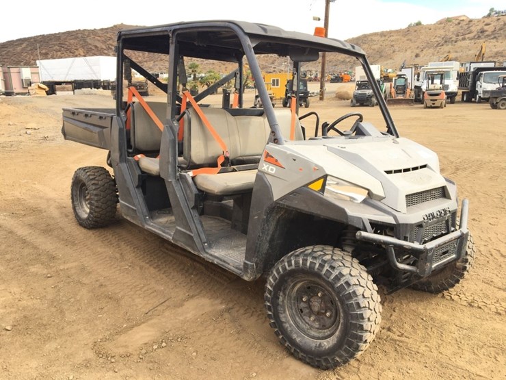 2019-polaris-xd-4-passenger-utility-cart,-image-2