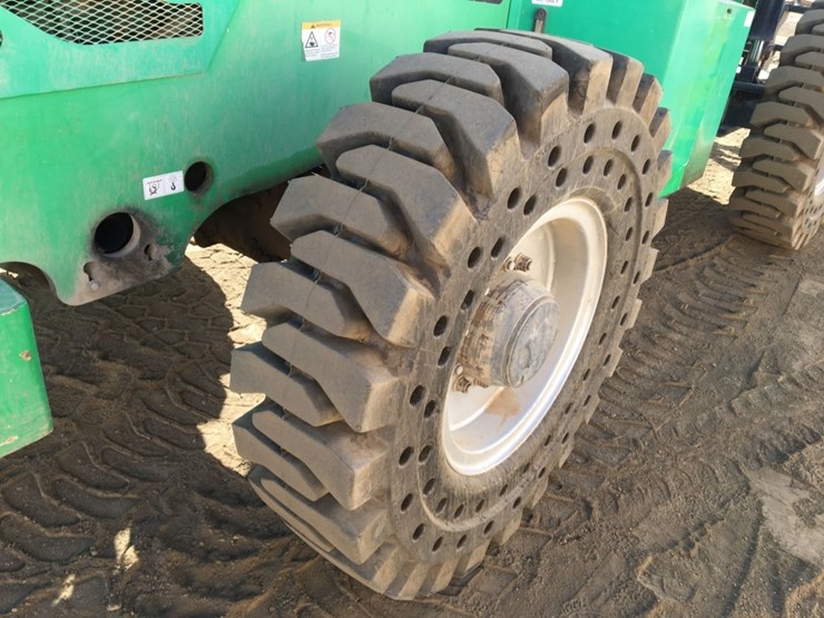 2013-jlg-10054-forward-reach-forklift,-image-10