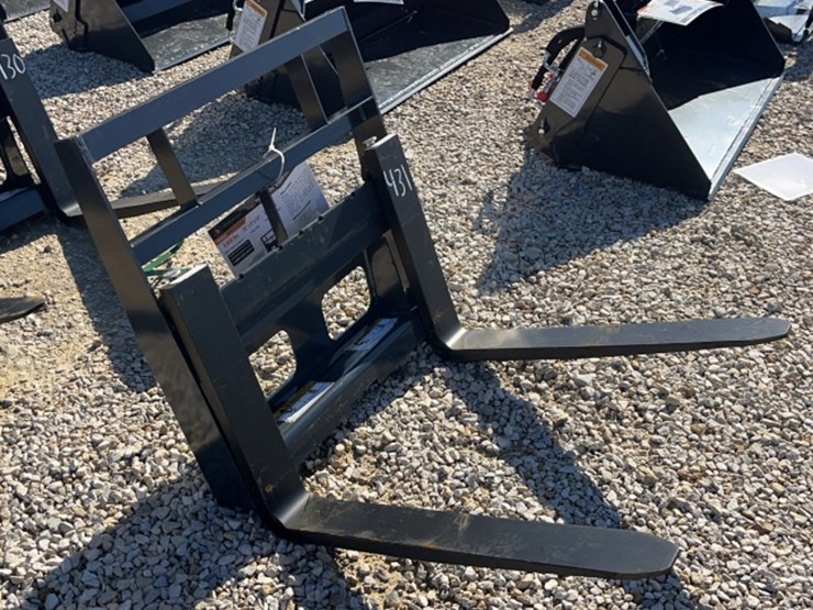 wolverine-mini-skid-steer-forks-image-1