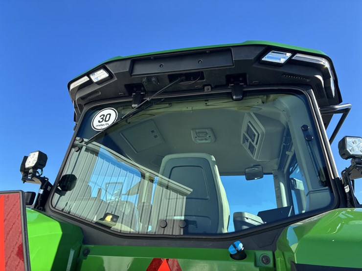 2024-john-deere-8r-410-image-26