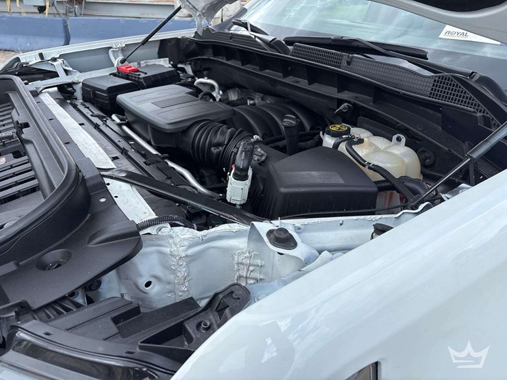 2023-gmc-sierra-1500-image-8