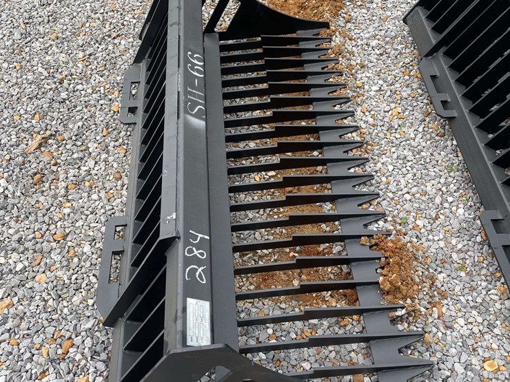 greatbear-66-inch-rock-bucket-image-3