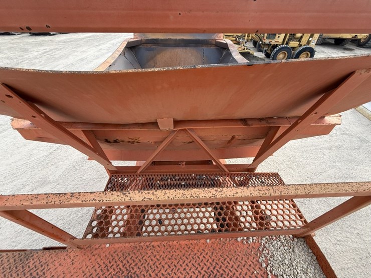 john-deere-8-image-36