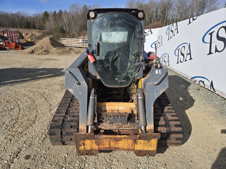 john-deere-329d-image-8