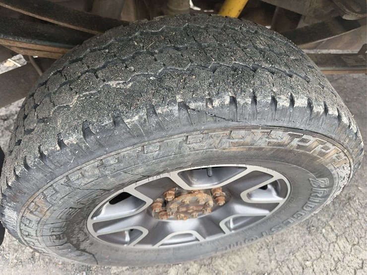 2012-ford-f350-xlt-image-11